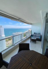 Apartamento en VENTA, playa mansa, Punta del Este. 2 dormitorios en suite