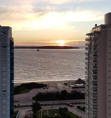 Excelente Oportunidad Apartamento 2 dormitorios en playa mansa , Punta del  Este, Maldonado