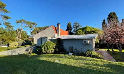 Hermosa casa a la VENTA- San Rafael, Punta del Este-