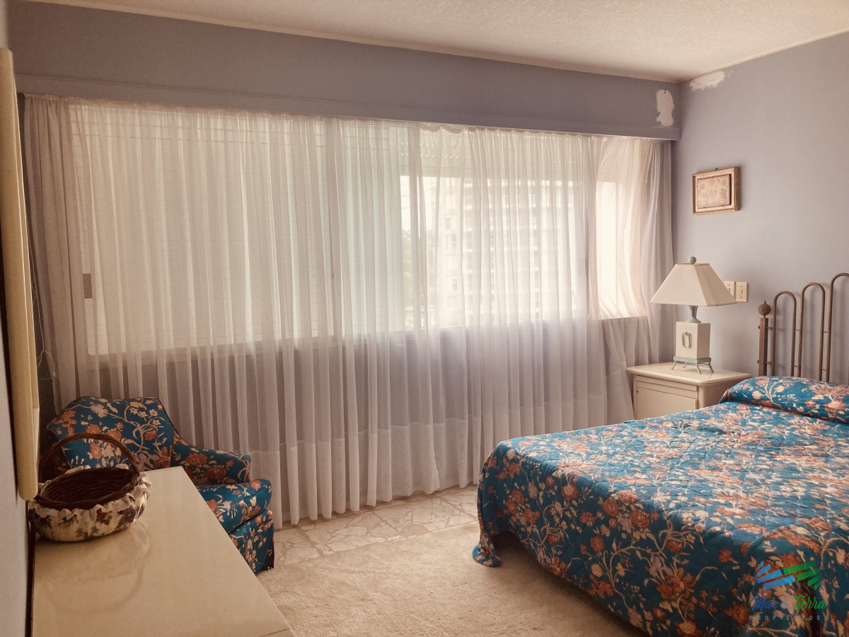 Apartamento ID.3751 - Vendo departamento de 3 dormitorios en importante edificio con vista al mar