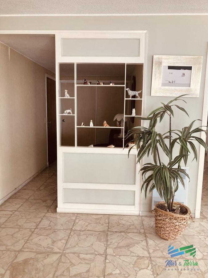 Apartamento ID.3751 - Vendo departamento de 3 dormitorios en importante edificio con vista al mar