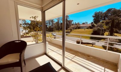 Vendo hermoso departamento de 1 dormitorio con balcón