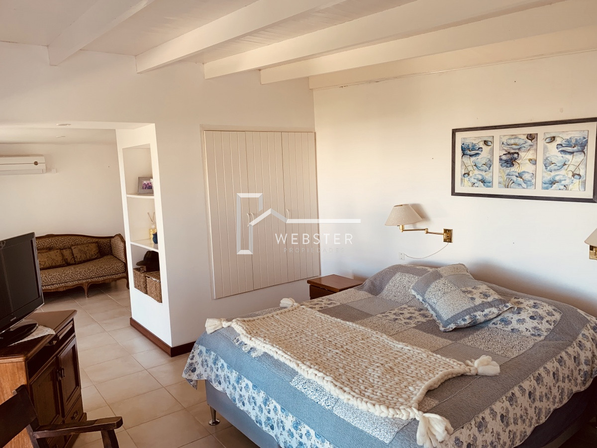 Casa ID.1279 - Venta casa de 6 dormitorios en Rincón del Indio Punta del Este