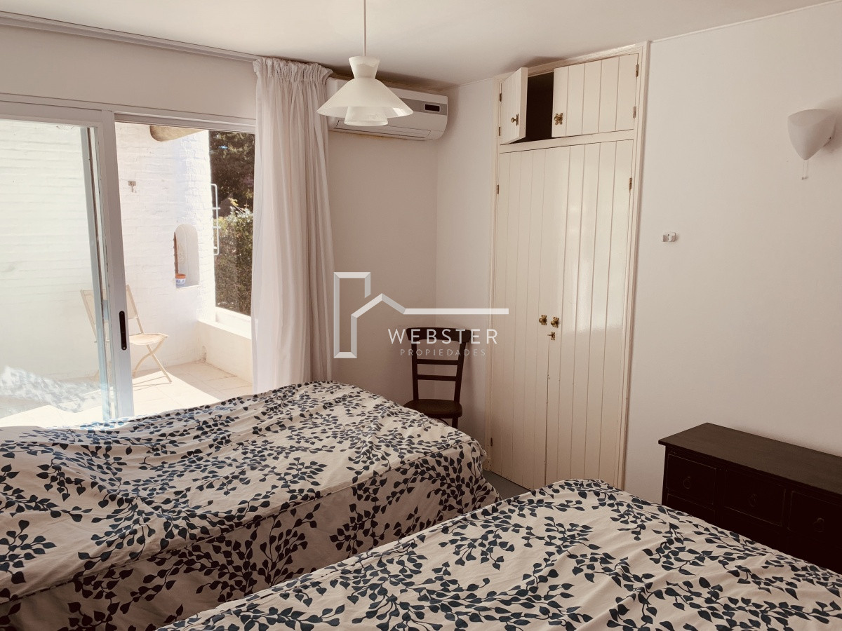 Casa ID.1279 - Venta casa de 6 dormitorios en Rincón del Indio Punta del Este