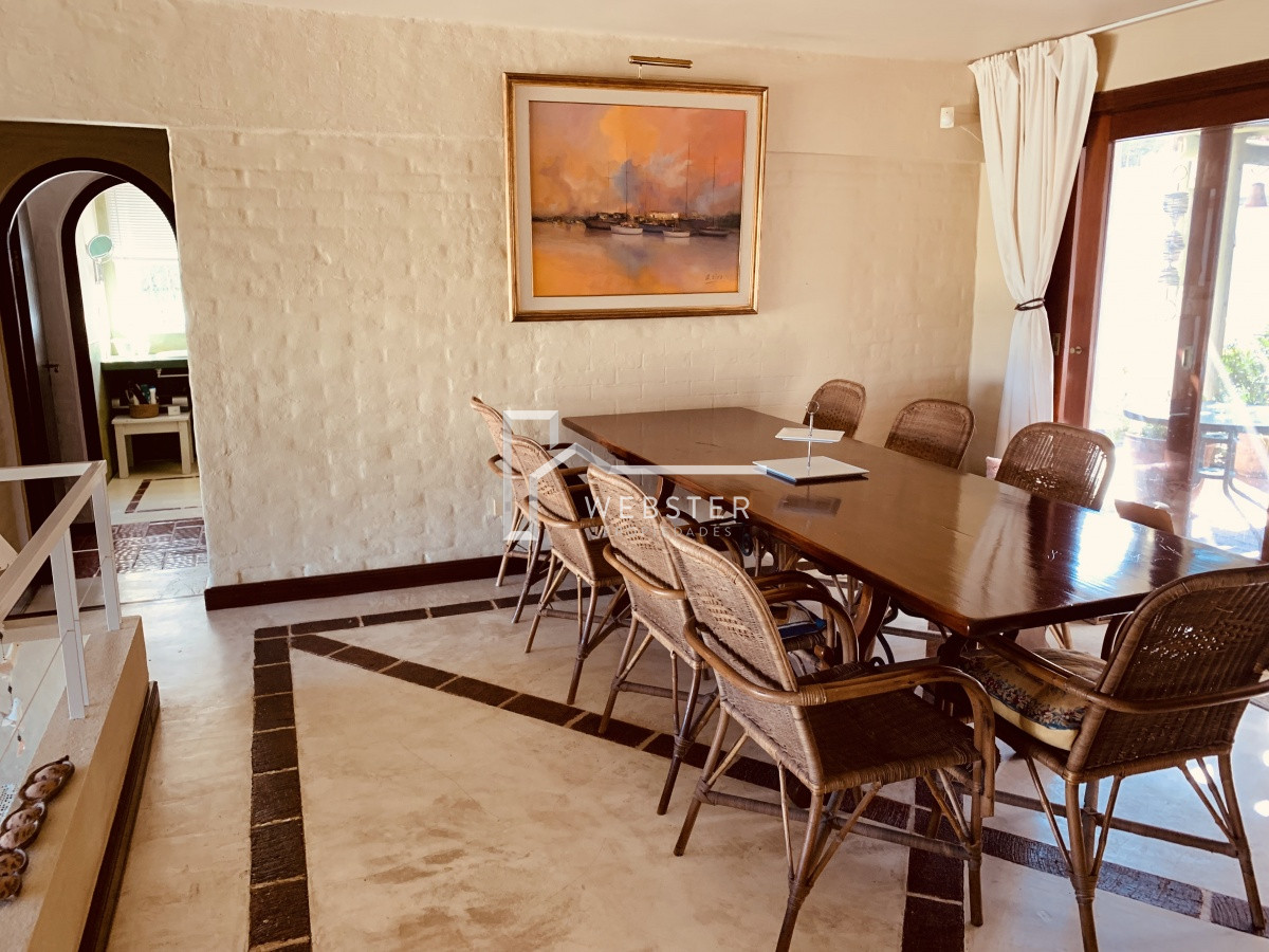 Casa ID.1279 - Venta casa de 6 dormitorios en Rincón del Indio Punta del Este