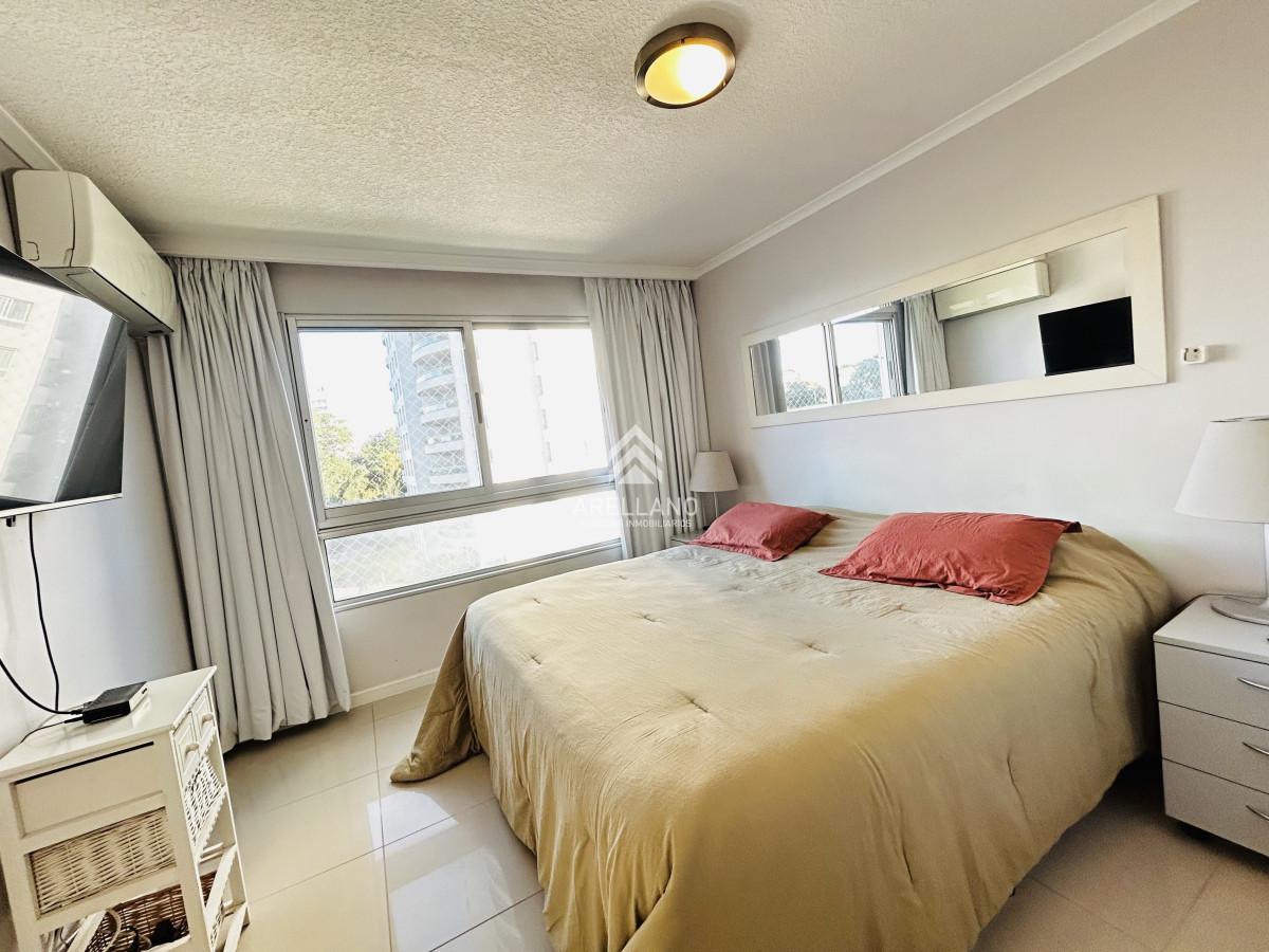 Apartamento ID.4501 - Apartamento de 3 dormitorios en Aidy Grill a pasos del mar 
