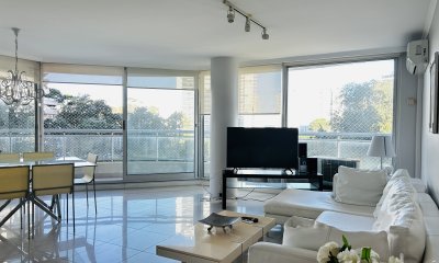 Apartamento de 3 dormitorios en Aidy Grill a pasos del mar