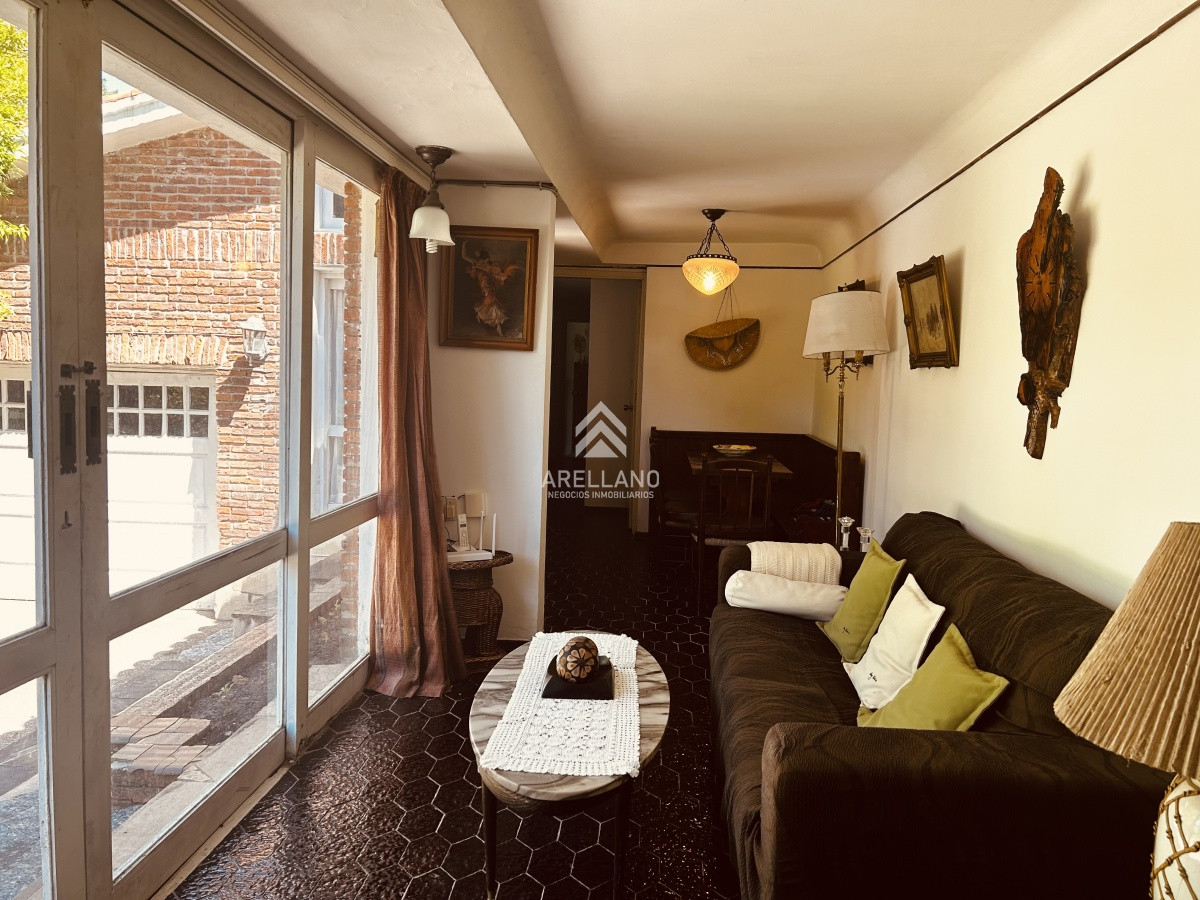 Casa ID.1736 - Venta casa de 5 dormitorios en Punta del Este 