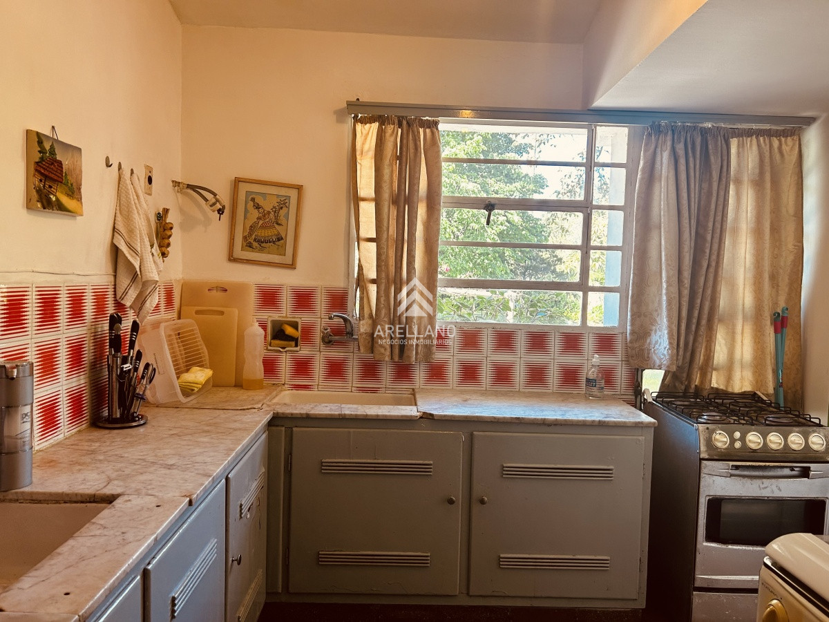 Casa ID.1736 - Venta casa de 5 dormitorios en Punta del Este 