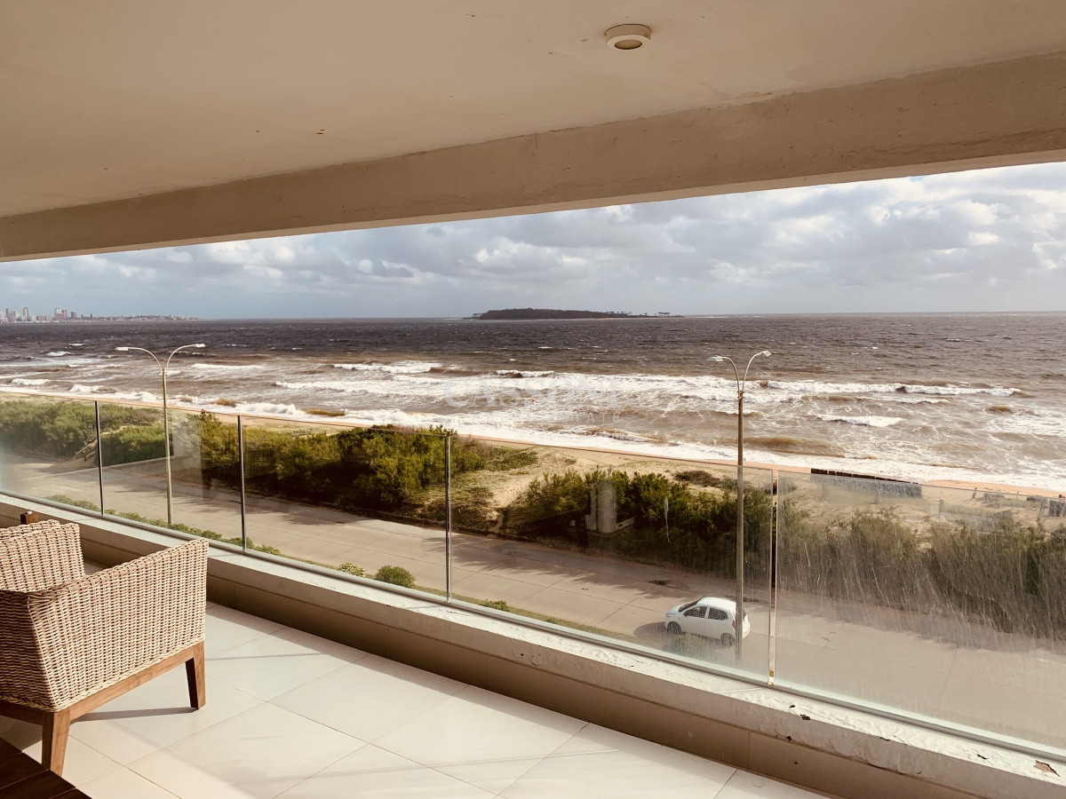 Apartamento ID.1984 -  Penthouse de 3 dormitorios en playa mansa