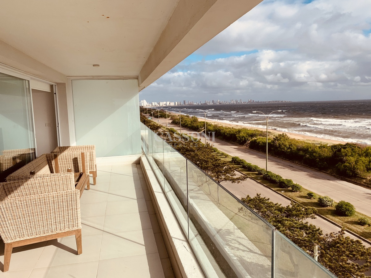 Apartamento ID.1984 -  Penthouse de 3 dormitorios en playa mansa