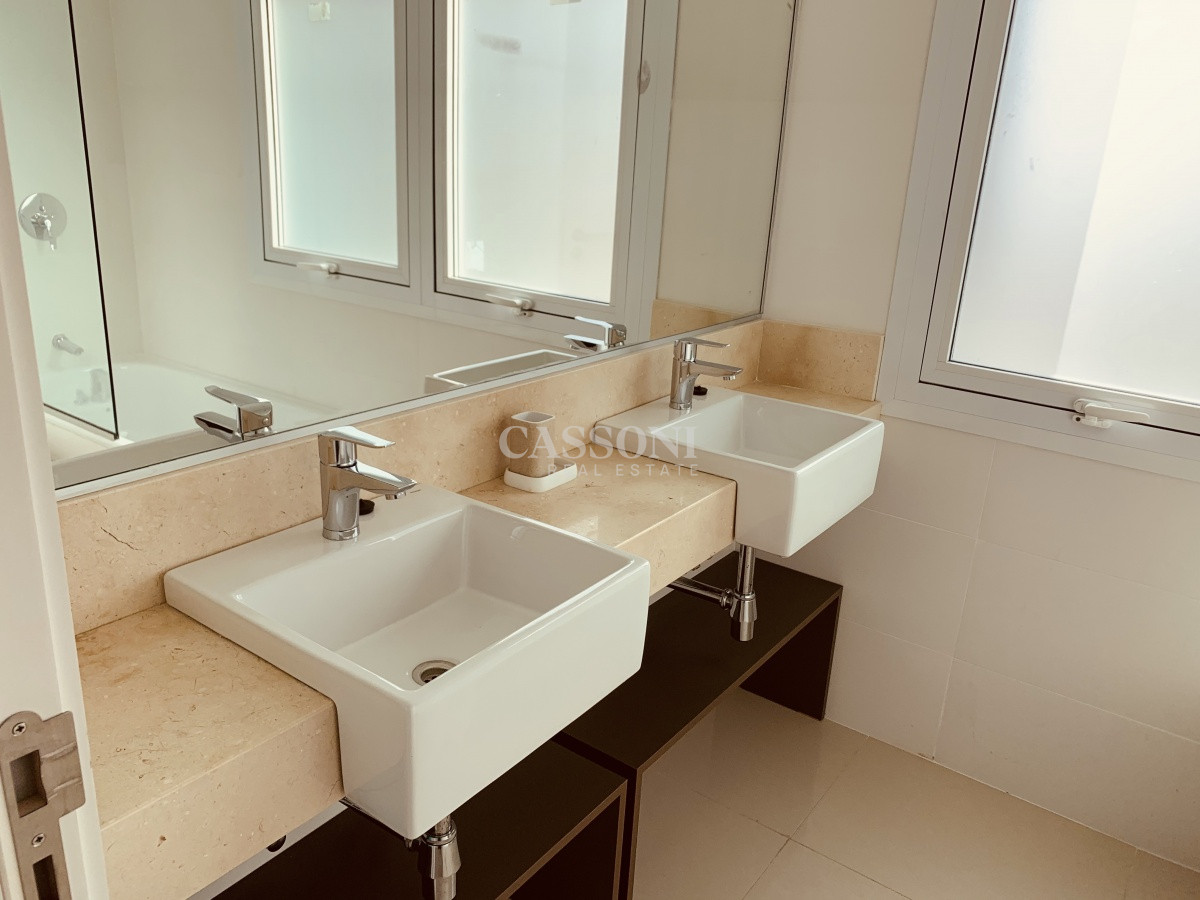 Apartamento ID.1984 -  Penthouse de 3 dormitorios en playa mansa