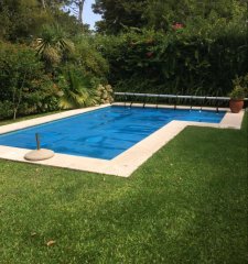 Vendo hermosa casa en Paradas de 3 dormitorios con piscina