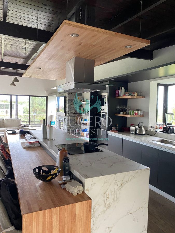 Casa ID.441 - Vendo Casa de 3 dormitorios en Montoya