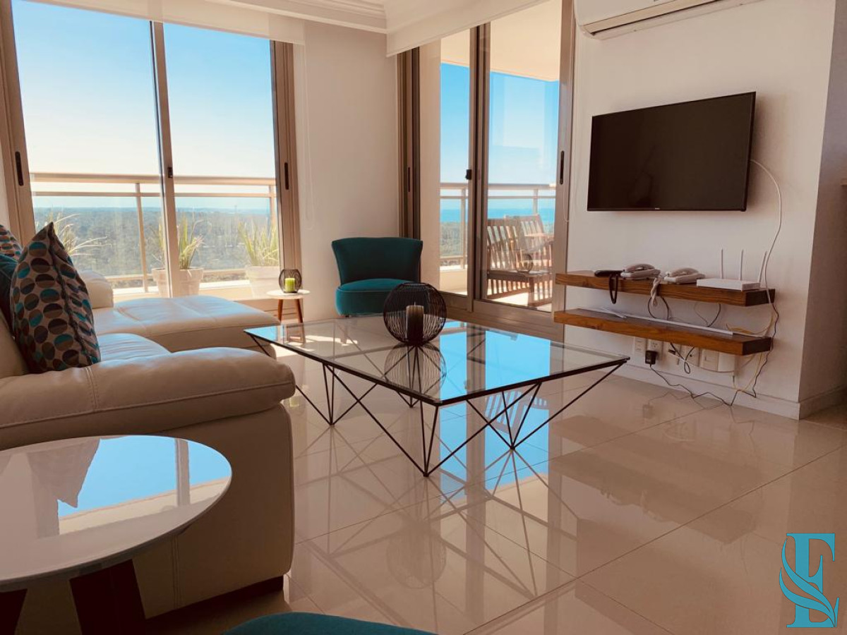Apartamento ID.387 - Venta apartamento 3 dormitorios Roosevlet 