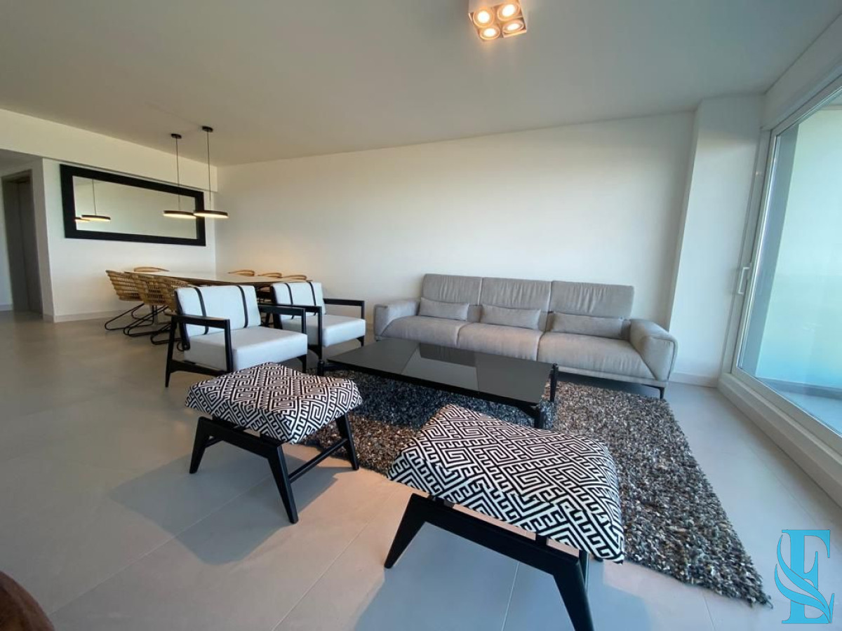 Apartamento ID.226 - Alquilo apartamento 3 dormitorios con vista al mar en Playa Brava
