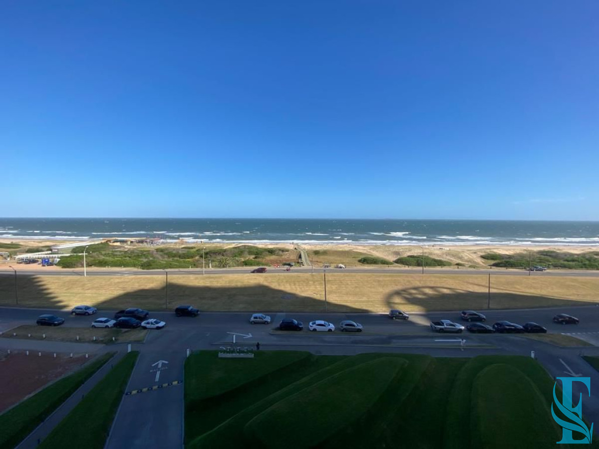 Apartamento ID.226 - Alquilo apartamento 3 dormitorios con vista al mar en Playa Brava