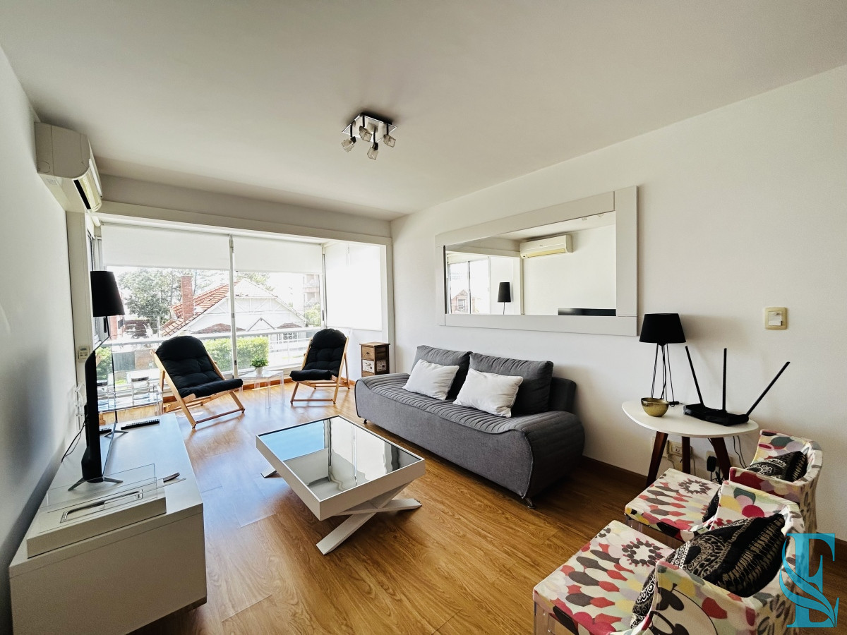 Alquiler apartamento 2 dormitorios con piscina playa mansa