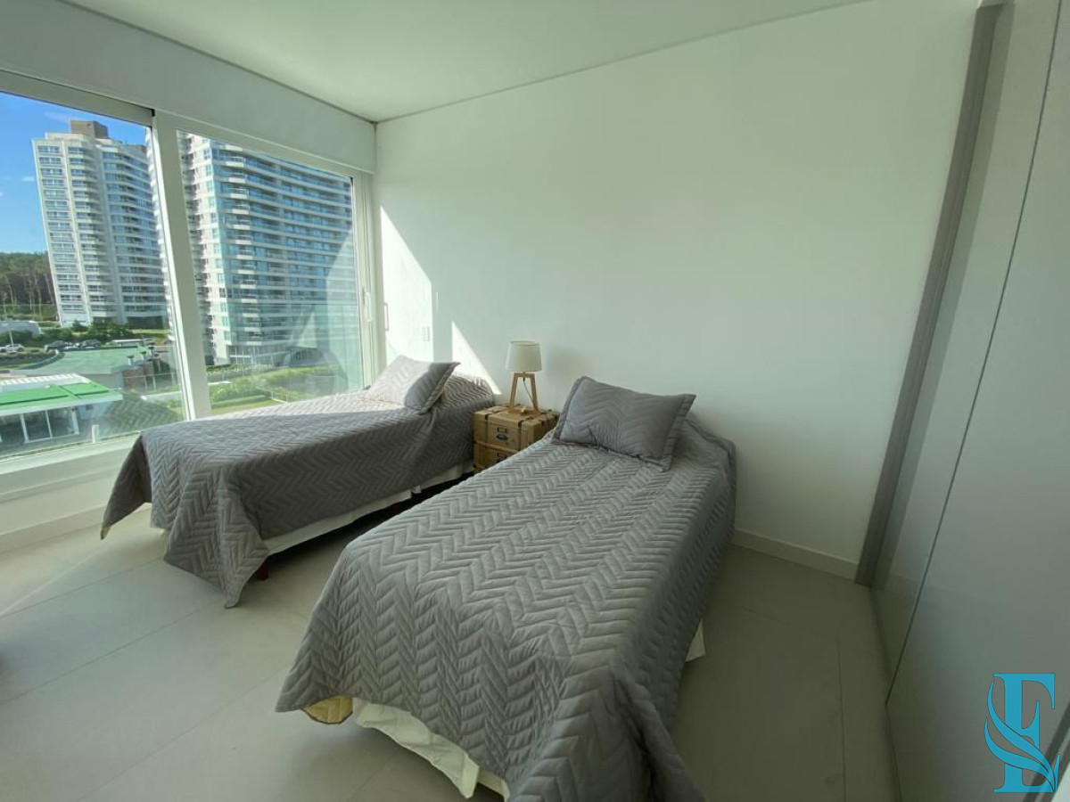 Apartamento ID.226 - Alquilo apartamento 3 dormitorios con vista al mar en Playa Brava