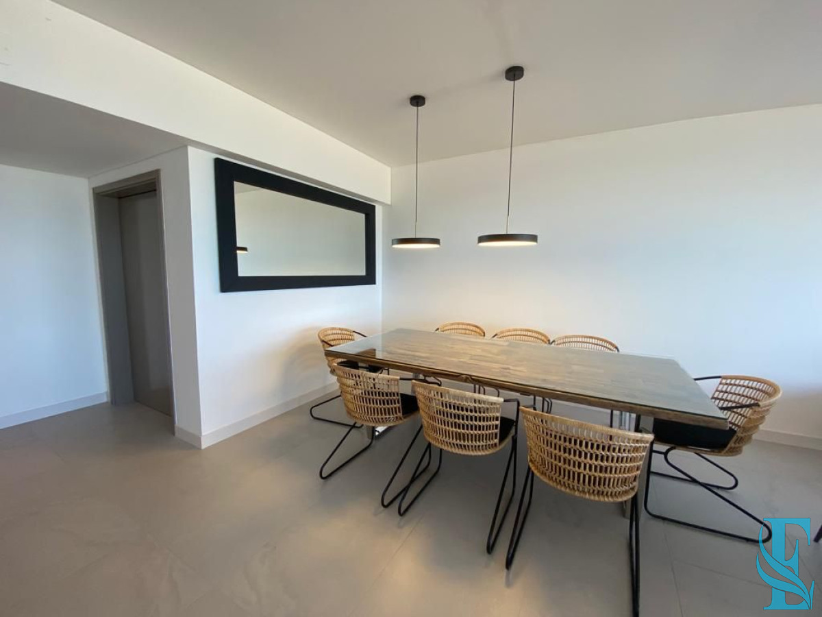Apartamento ID.226 - Alquilo apartamento 3 dormitorios con vista al mar en Playa Brava