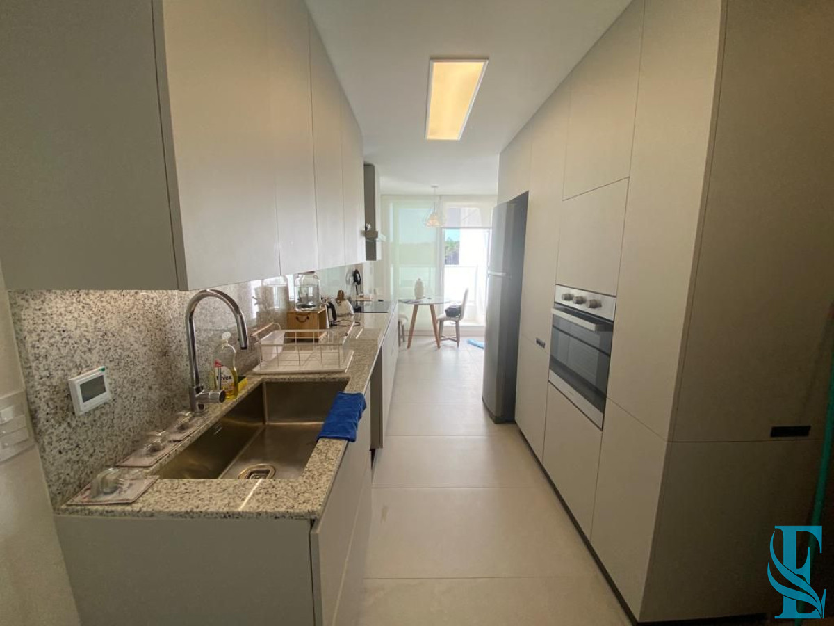 Apartamento ID.226 - Alquilo apartamento 3 dormitorios con vista al mar en Playa Brava