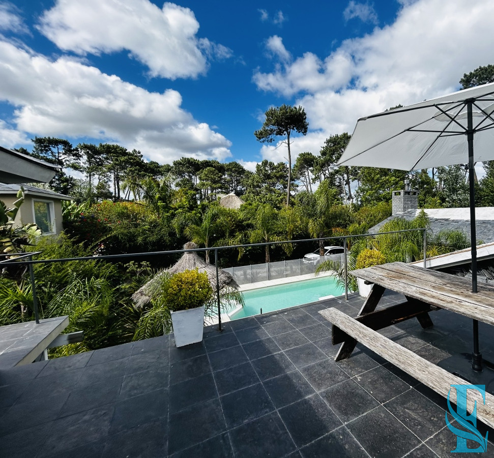 Casa ID.243 - Alquiler casa de 3 dormitorios con piscina Punta del Este