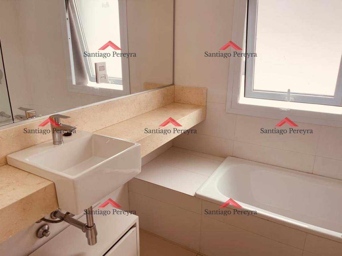 Apartamento ID.13830 - Vendo hermosa unidad de 3 suites frente al mar