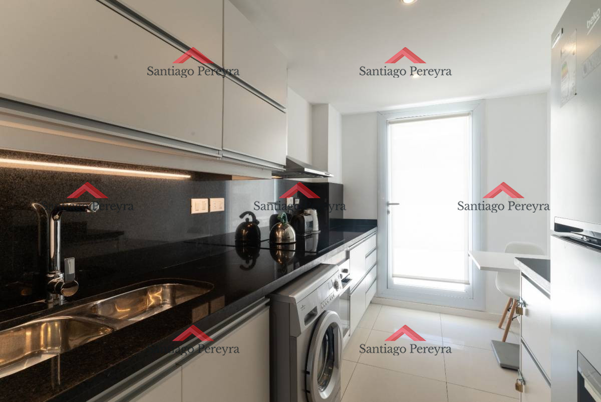 Apartamento ID.13830 - Vendo hermosa unidad de 3 suites frente al mar