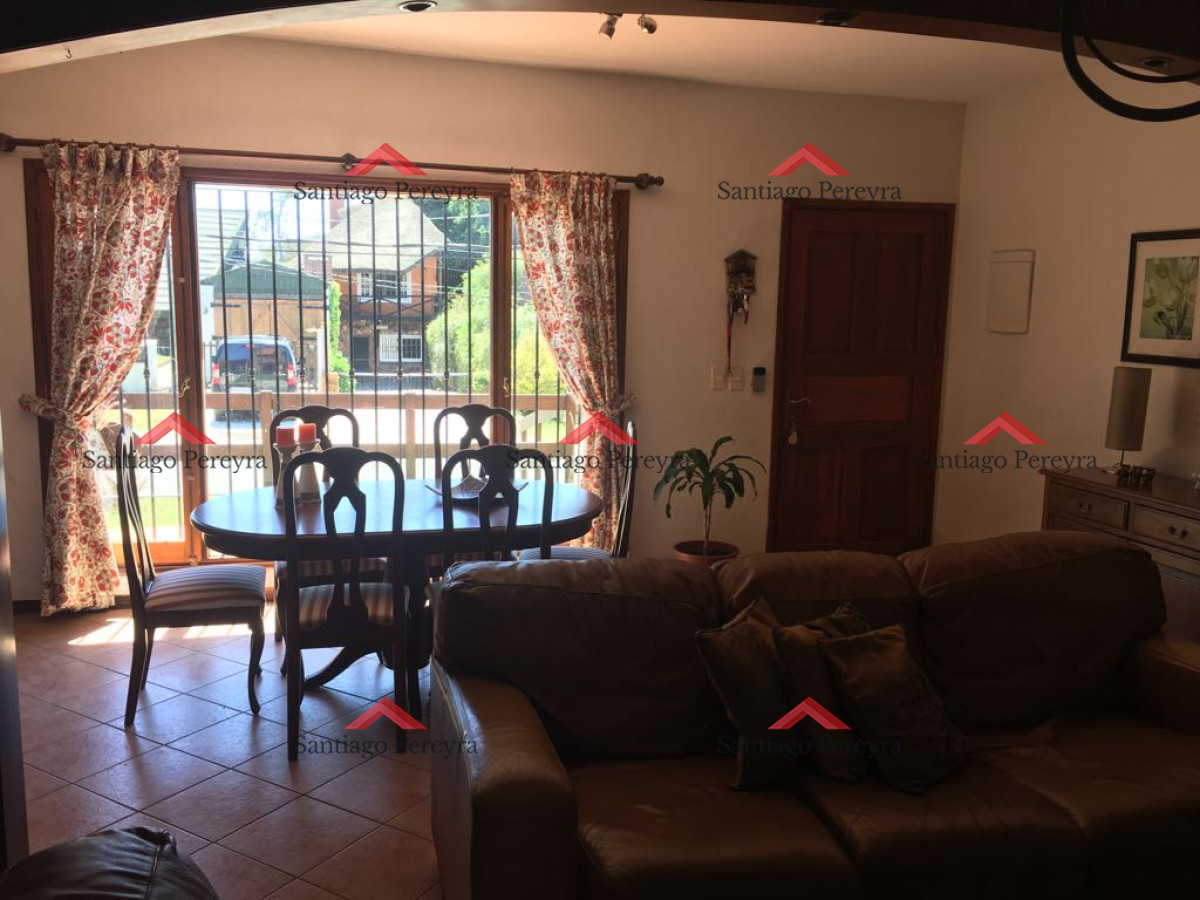Casa ID.8850 - Vendo hermosa propiedad en Pinares