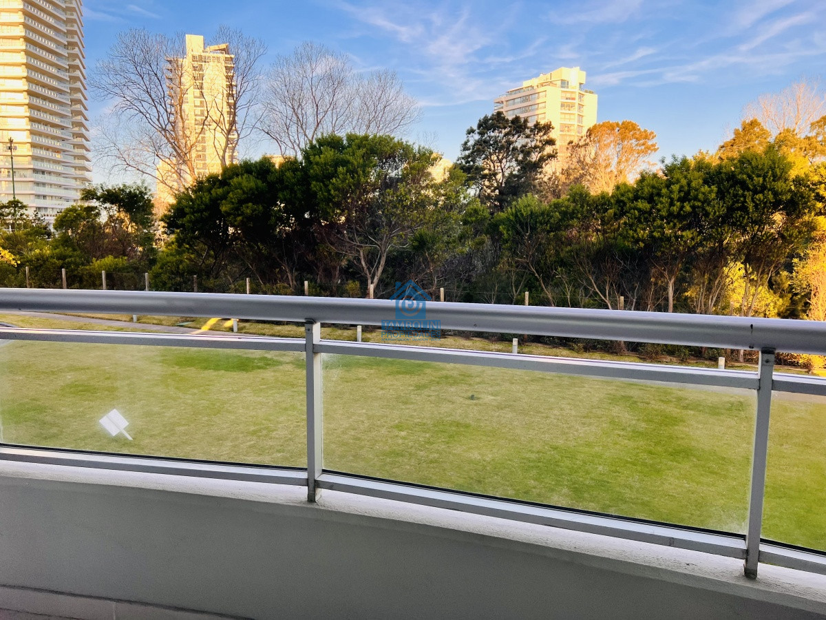 Apartamento ID.89 - Alquiler anual  Punta del Este 