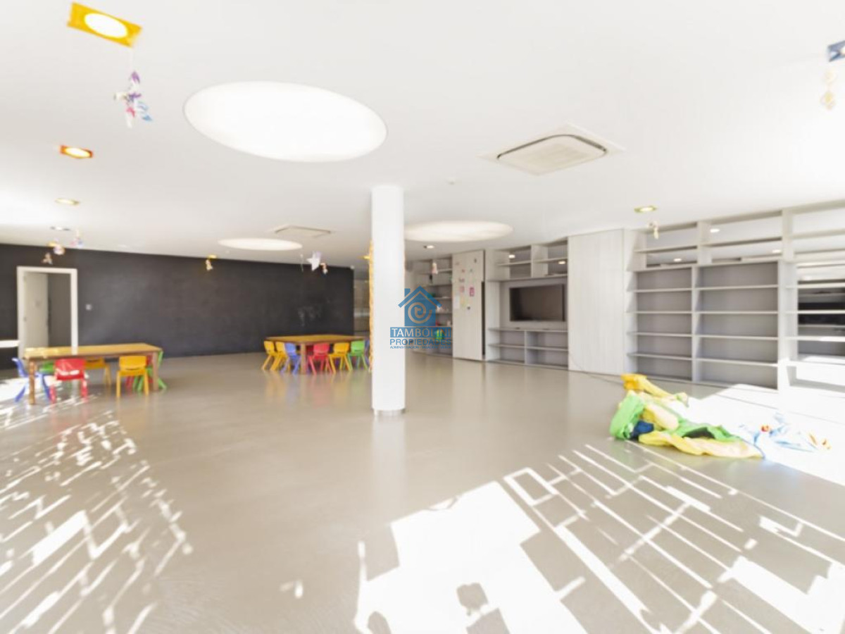 Apartamento ID.586 - Venta apartamento 1 dormitorio y 2 baños con balcón - Punta del Este