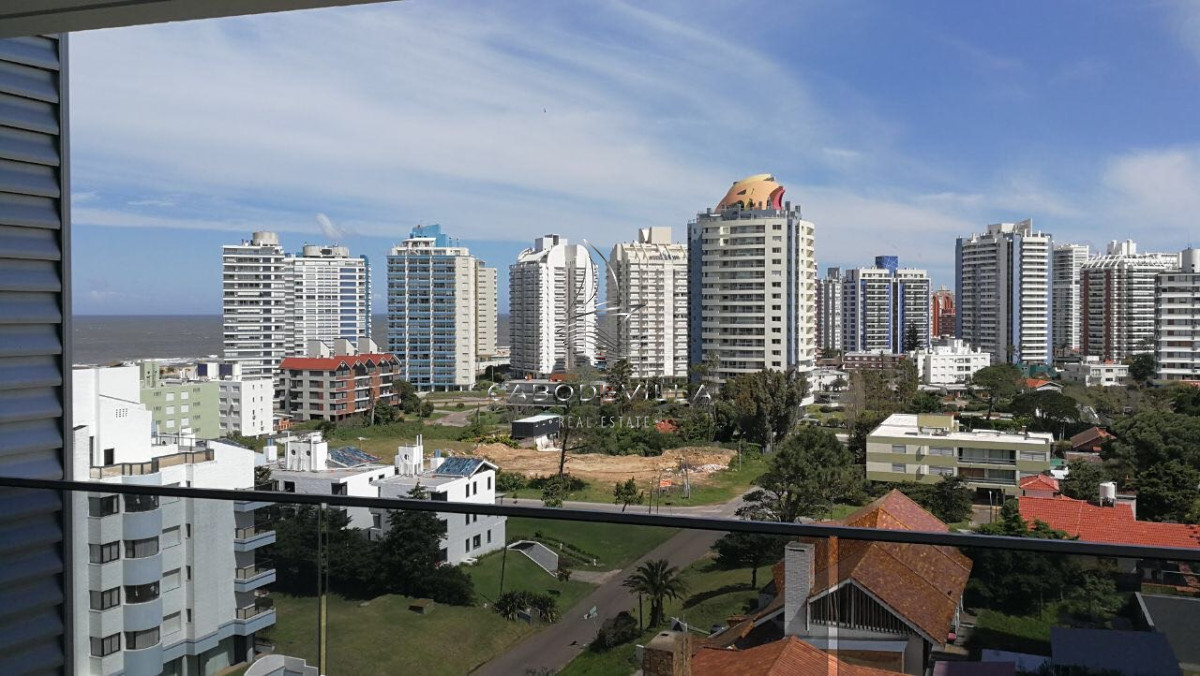 Apartamento ID.468 - Alquiler anual apartamento 2 dormitorios en Aidy grill Punta del Este