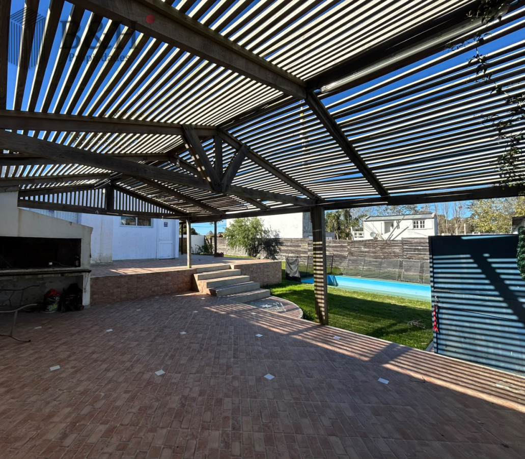 Casa ID.7737 - CASA BALNEARIO BS AS