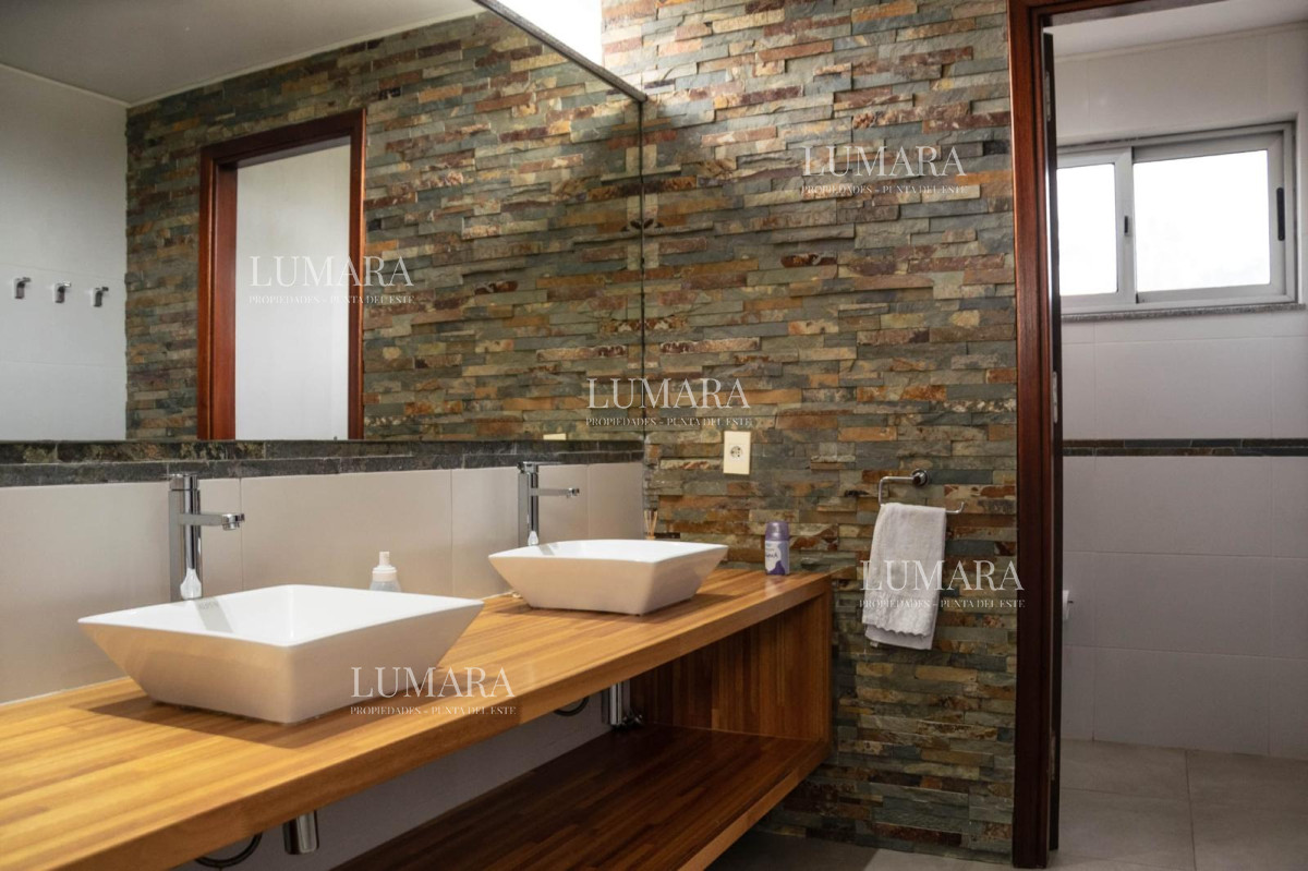 Casa ID.3912 - Casa en Punta del Este, Laguna del Diario