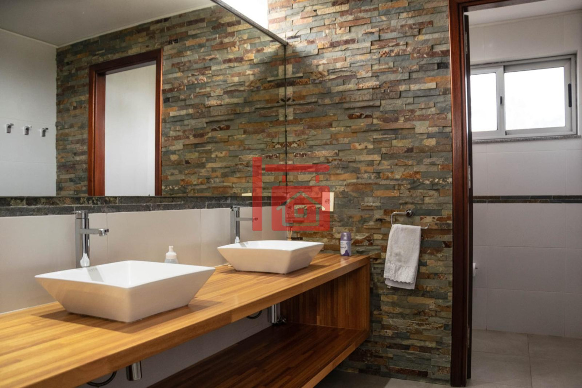 Casa ID.1220 - Casa en Punta del Este, Laguna del Diario