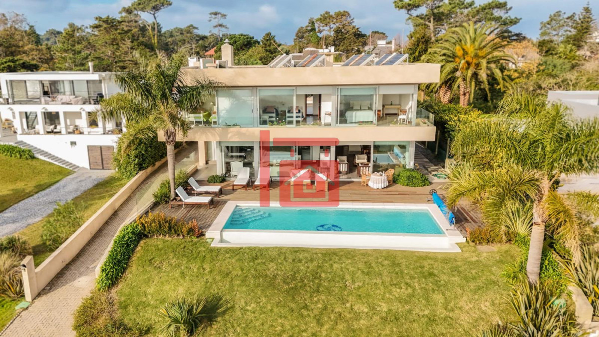 Casa ID.1220 - Casa en Punta del Este, Laguna del Diario