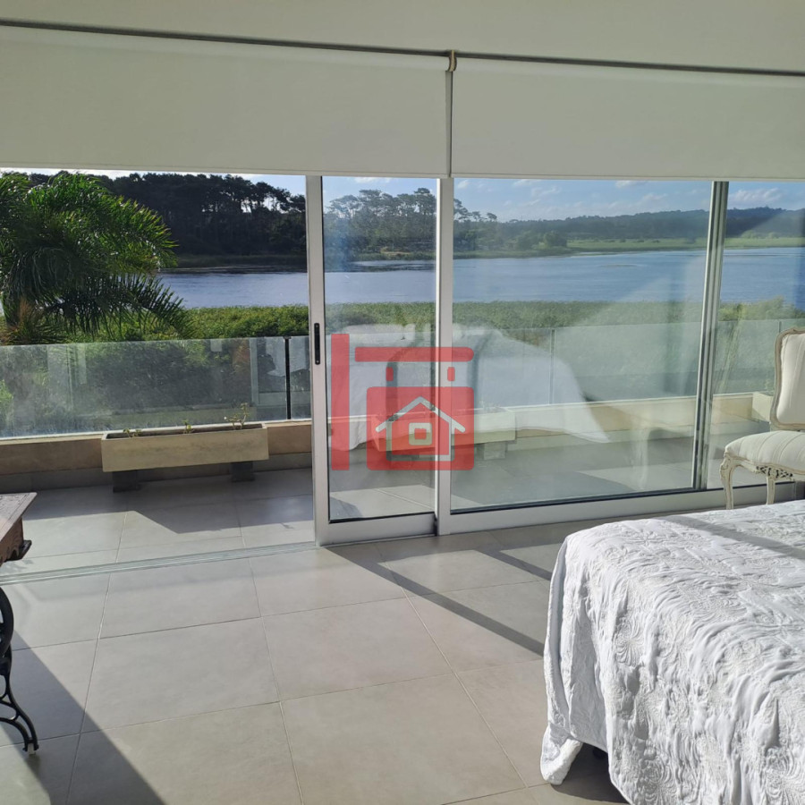 Casa ID.1220 - Casa en Punta del Este, Laguna del Diario