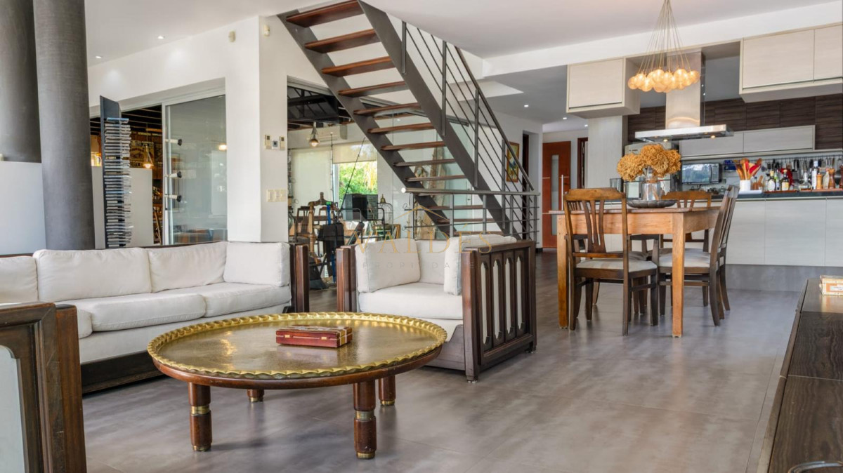 Casa ID.5475 - Casa de 6 Dormitorios en Laguna del Diario, Punta del Este