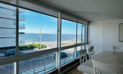 Venta apartamento  4 dormitorios con vista mar Peninsula