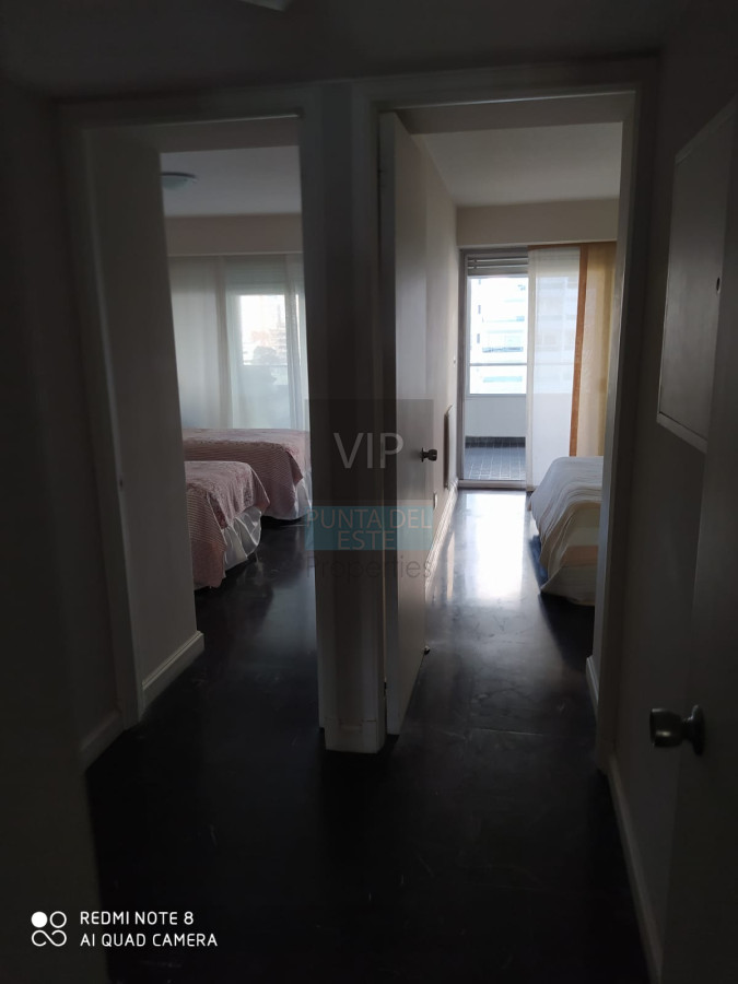 Apartamento ID.934 - Vendo departamento amplio de 3 dormitorios y dependencia con vista al mar