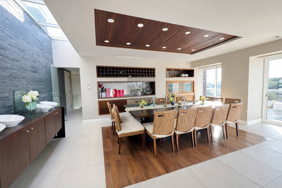 Apartamento ID.2753 - Triplex frente al mar en Playa Brava con terrazas, jacuzzi y departamento de huéspedes independiente