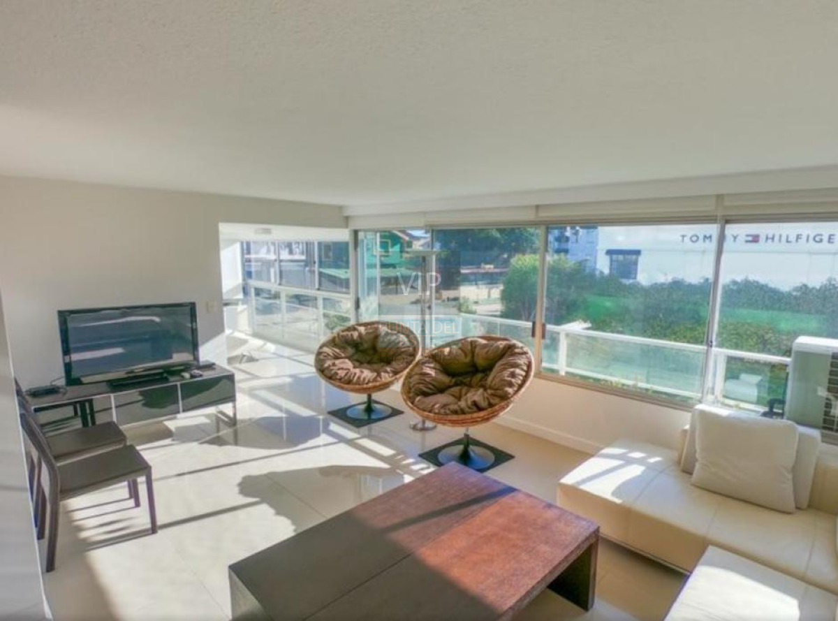Venta apartamento 3 dormitorios Peninsula Punta del Este