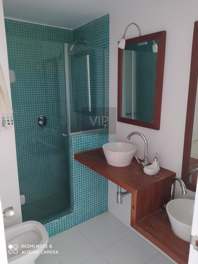 Apartamento ID.934 - Vendo departamento amplio de 3 dormitorios y dependencia con vista al mar