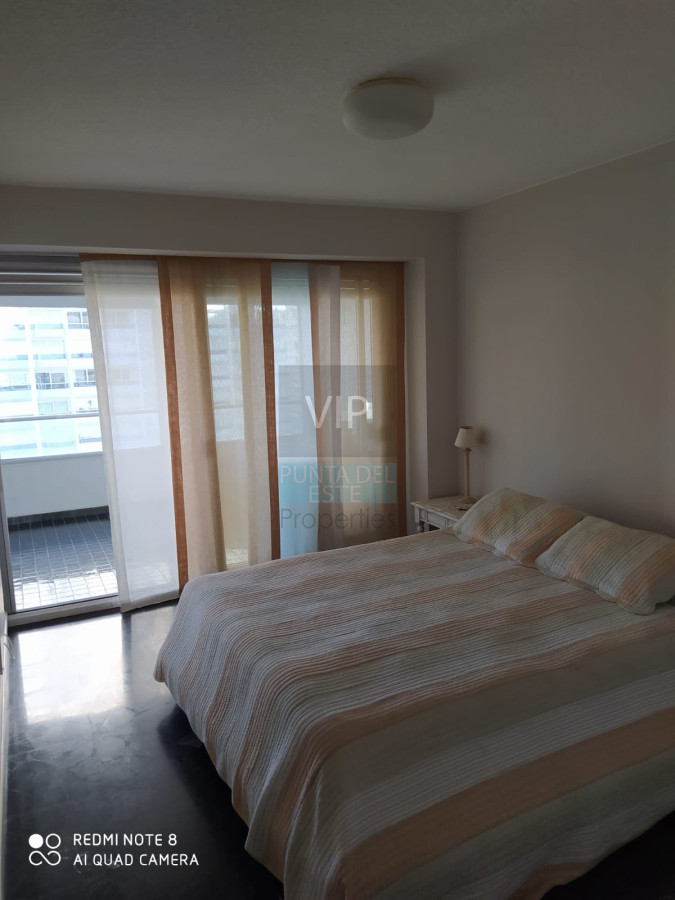 Apartamento ID.934 - Vendo departamento amplio de 3 dormitorios y dependencia con vista al mar