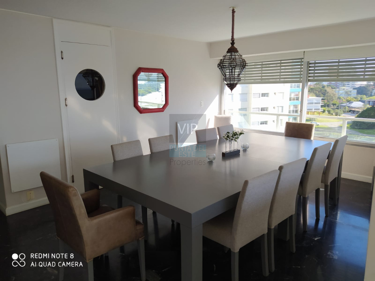 Apartamento ID.934 - Vendo departamento amplio de 3 dormitorios y dependencia con vista al mar