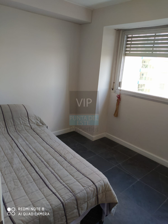 Apartamento ID.934 - Vendo departamento amplio de 3 dormitorios y dependencia con vista al mar