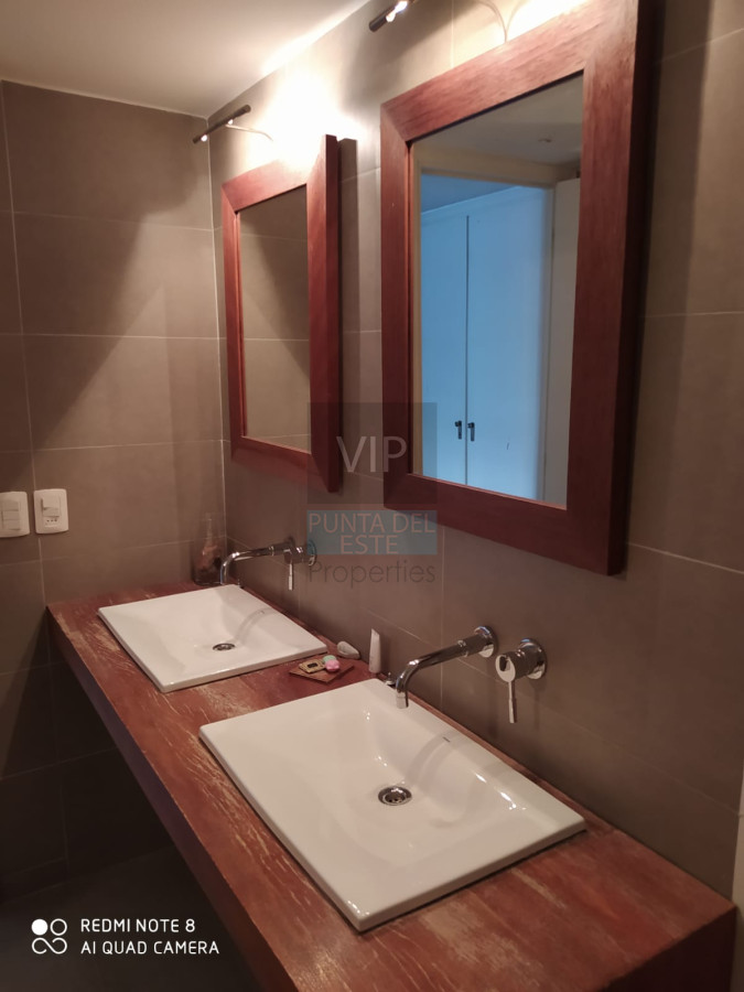 Apartamento ID.934 - Vendo departamento amplio de 3 dormitorios y dependencia con vista al mar