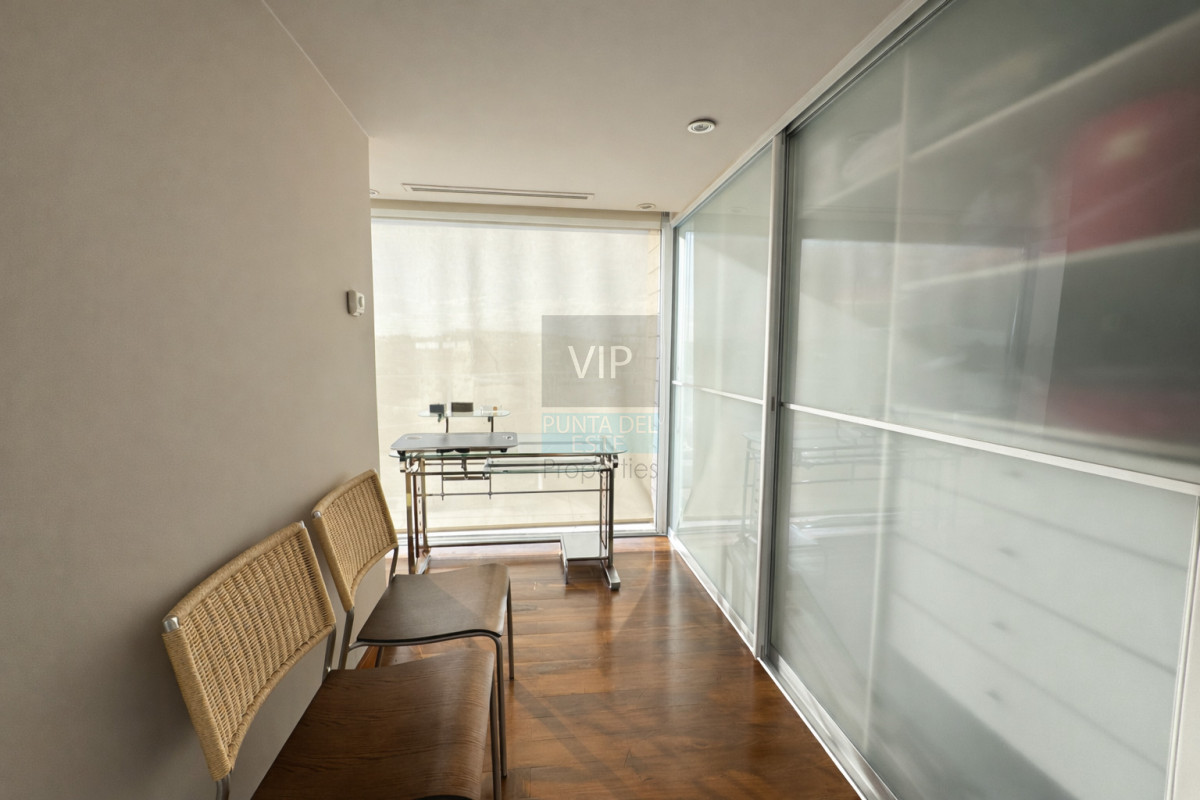 Apartamento ID.2753 - Triplex frente al mar en Playa Brava con terrazas, jacuzzi y departamento de huéspedes independiente