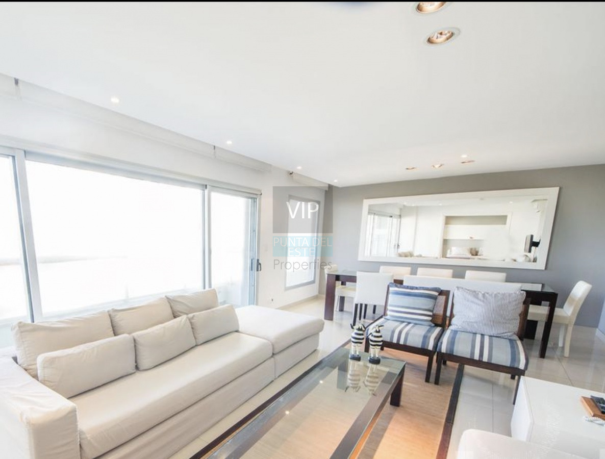 Apartamento de 3 dormitorios en Aidy Grill - Punta del Este