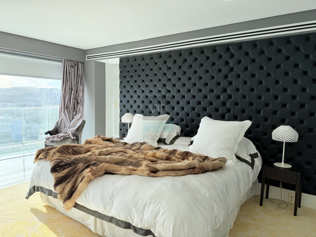 Apartamento ID.2750 - Penthouse exclusivo en Edificio Mythos | Vista plena al mar